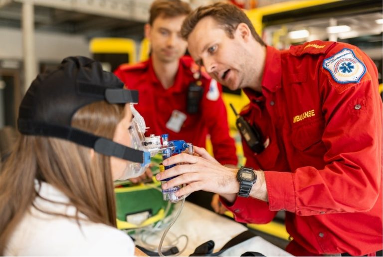 Maria malvik fra infinti får prøve seg som pasient