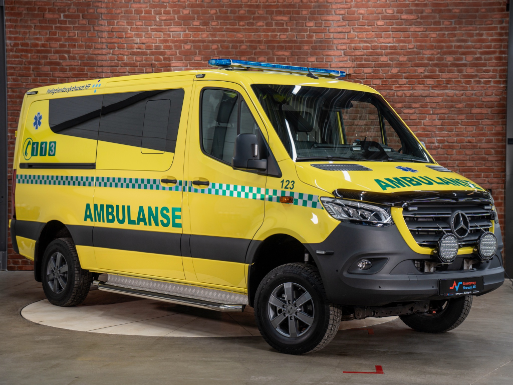 Mercedes sprinter 4x4 ambulanse Bertel O. Steen / Emergency Norway